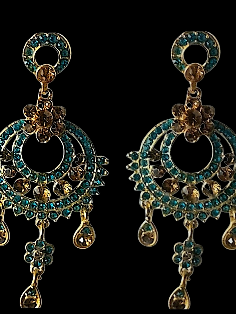 Statement earrings - Picture 3 of 3